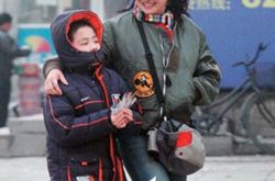 伍宇娟儿子照片曝光 甜妹子与贾宏声分手原因揭密 