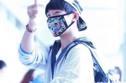 向上吧少年易烊千玺止步100强 如今红透半边天 