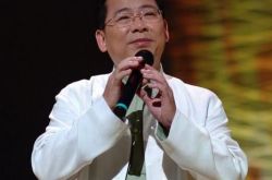 一剪梅张明敏最佳深情演绎 反占中歌唱为游行人士加油打气 