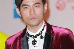 揭秘周杰伦成名前经历 天王音乐天赋卓绝 