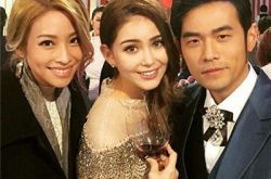 周杰伦夫妻相差几岁呢 华语天王大婚场面感人！ 