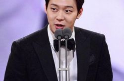 朴有天承认女友是谁 情景甜蜜像真情侣 