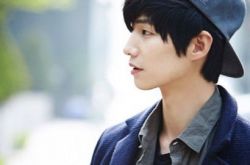 宋再临图片欣赏 与黄胜妍加盟韩剧《花样排球》 