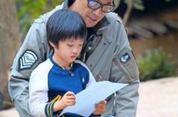 香港电影明星男演员吴镇宇登