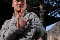 新少林寺电视剧剧情曝光 吴京晒与彭于晏合影被赞硬汉 