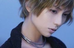 柴崎幸短发,短发女星