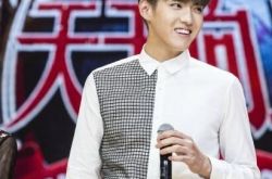 吴亦凡天天向上照片不堪入目 耍大牌惹怒汪涵 