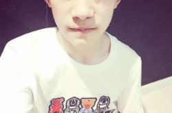 易烊千玺微博掉粉？ 烊烊微博分享美照 