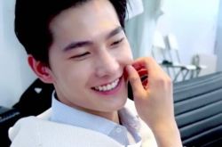 素颜男神杨洋隐私遭曝光 网友评论证件照依旧帅的一塌糊涂 