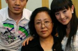 斯琴高娃女儿孙丹照片 揭秘儿子孙铁凄惨生活的内幕 