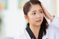 谭松韵个人图片集锦 出演《旋风少女》当活宝 