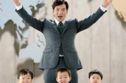 宋一国的三胞胎的儿子圈粉无数 宋民国可爱爆表 