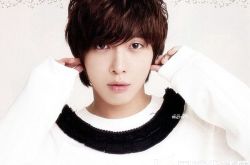 揭秘郑容和走红照 带你了解真正的男神 