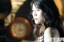 田震个人演唱会已取消 昔日铁肺女王化身主持人气依旧 