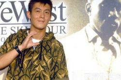 为何罗玉凤陈冠希微博对骂 男方调戏女方引苍井空围观 