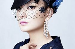 赵薇致青春歌曲引起热议 引发连串歌曲战 