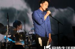 陌生人林宥嘉新歌歌词 奶油小生承认“姐弟恋” 