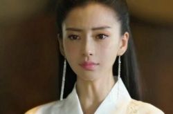 女星杨颖几国混血 Baby新剧《孤芳不自赏》杀青 