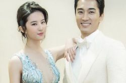 宋承宪刘亦菲吻照曝光 网友直呼放开我女神 