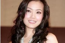 容祖儿谈邓丽君百万行头华丽亮相 再现邓丽君经典 