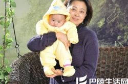 倪萍的儿子多大了 曾倾家荡产为儿子治病 