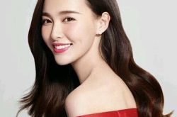 郑爽唐嫣认识吗？ 还原一个朋友眼中的小爽 