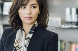 刘涛欢乐颂里的剧照发布 将再演职场女强人 