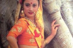 李玲玉个人资料图片介绍 甜歌皇后曾扮演过玉兔精 