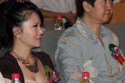 任静付笛生出家后照片曝光 揭秘他疑生活压力太大 