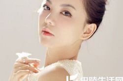 李湘现在主持什么节目 直播节目显功力获赞微胖女神最美丽 