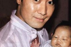 演员黎明的老婆和孩子是谁 当初离婚真相是什么 