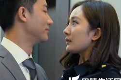 暖男黄轩杨幂吻照曝光 称关系太熟拍吻戏尴尬 