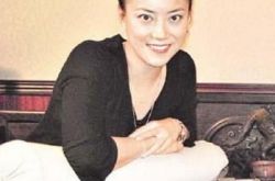 霍汶希女儿生父身份曝光 前男友至今未结婚 