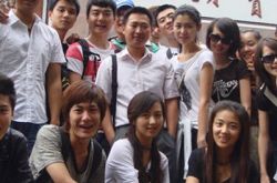 景甜和郑爽同期毕业照曝光 当年的爽妹子还真是水灵啊 