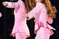 林允儿郑秀妍合照大公开 被曝私下两人根本不和 