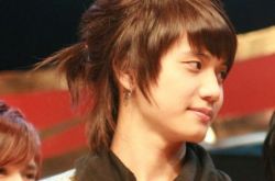 金恩圣参加的韩国综艺有哪些 回国服2年兵役粉丝仍追随 