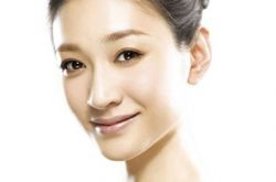 女演员李小冉电影大全 与丈夫相识16年后成婚 