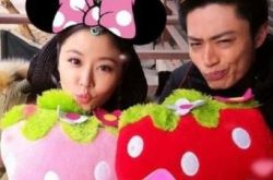 赵薇惊喜现身霍建华林心如婚礼 “还珠帮”多年后终相聚 