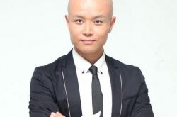 乐嘉儿子照片好可爱 这就更让大家对他的单身身份产生怀疑了 