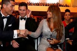 梅西女友出轨是真的吗？ 艳女为他丢了正牌男友 