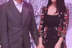 分享李湘王岳伦照片 揭秘两人的恋爱史 