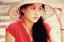 刘嘉玲年轻时候照片娇俏迷人 最新节目见孙杨成花痴迷妹 