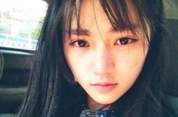 最美校服黄灿灿撕校服 网友吐槽颜值掉一半 