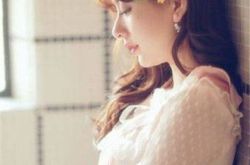 郭富城女友方嫒引关注 其为27岁新一代网红 