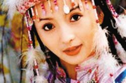 还珠格格香妃剧照照片显青涩 刘丹遗体照片轿车急刹后不见了 