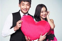 韩国男明星rain低调退伍 与女友金泰熙恋情引发网友热议 