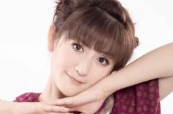 网扒谢娜家庭成员资料 娜姐亮相跑男引单飞猜疑 