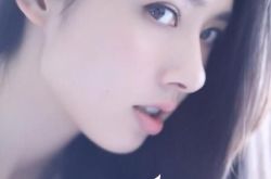 郭碧婷私人写真照性感迷人 《星空海》海报诠释梦幻唯美 