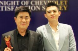 郭凯敏儿子星味十足 被赞人生大赢家 