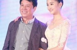 演员关少曾的两个女儿个个貌美  相处模式像朋友 